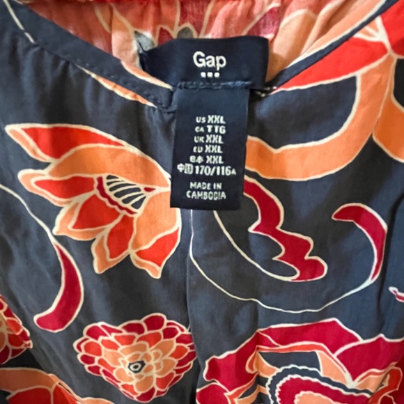 Spaghetti strap Gap floral midi dress. - Picture 4 of 7